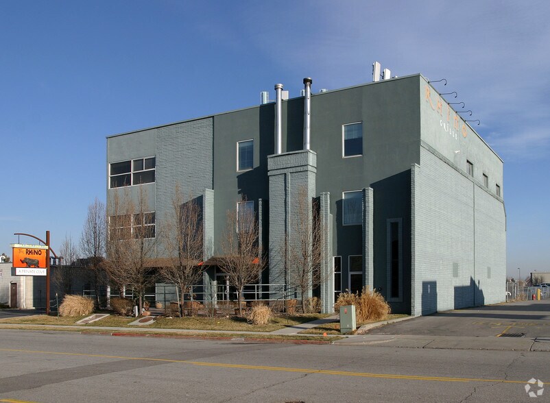 151 E 6100 S, Murray, UT à louer - Photo du bâtiment - Image 2 de 11