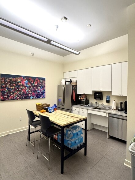 86-87 Graham St, San Francisco, CA for lease - Building Photo - Image 3 of 22