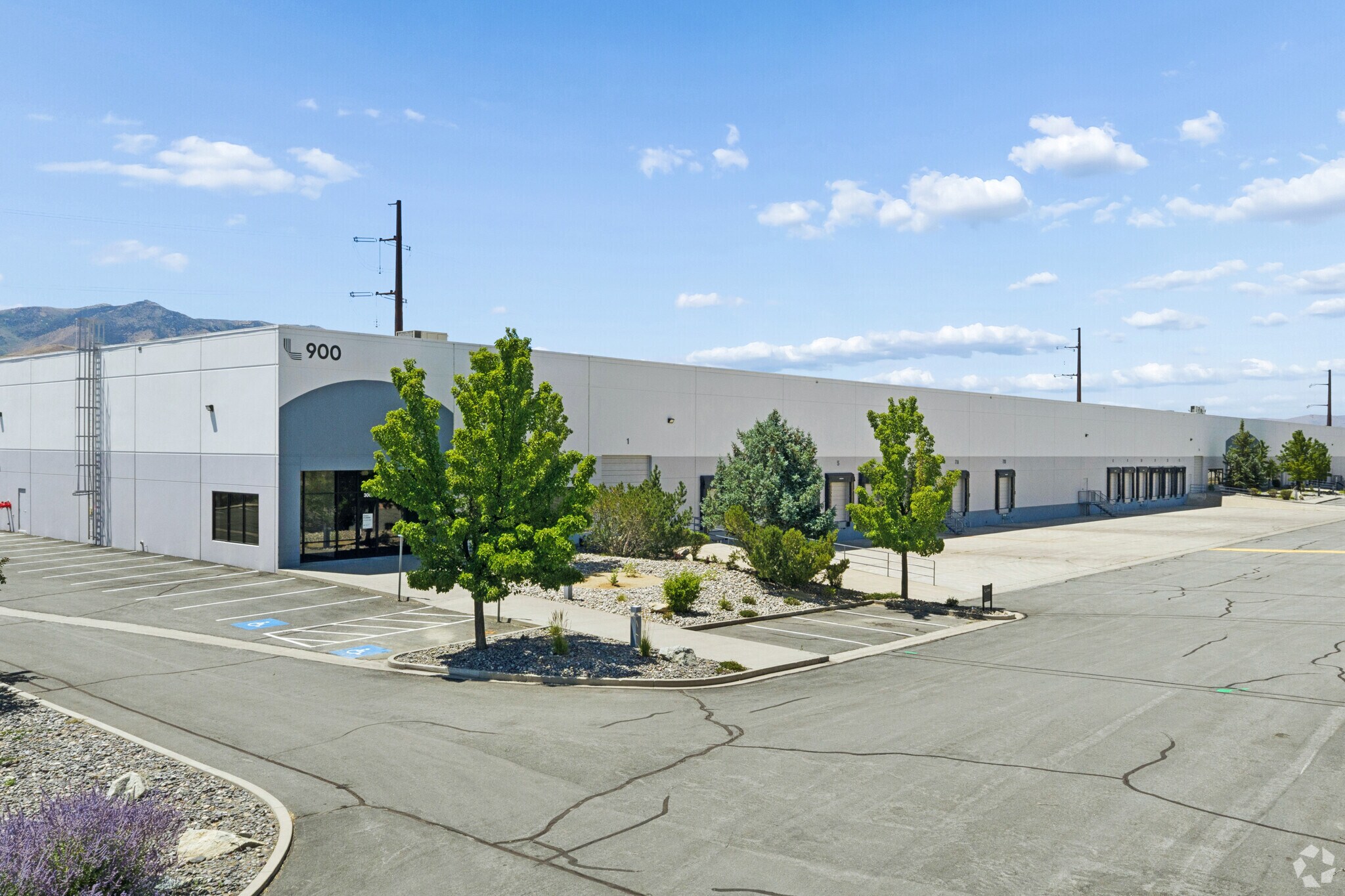 900 N Hills Blvd, Reno, NV for lease Building Photo- Image 1 of 21