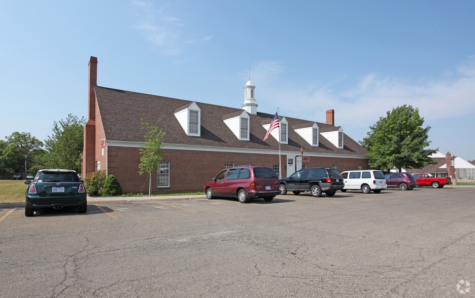 1119 SW Gage Blvd, Topeka, KS à louer - Photo principale - Image 1 de 9