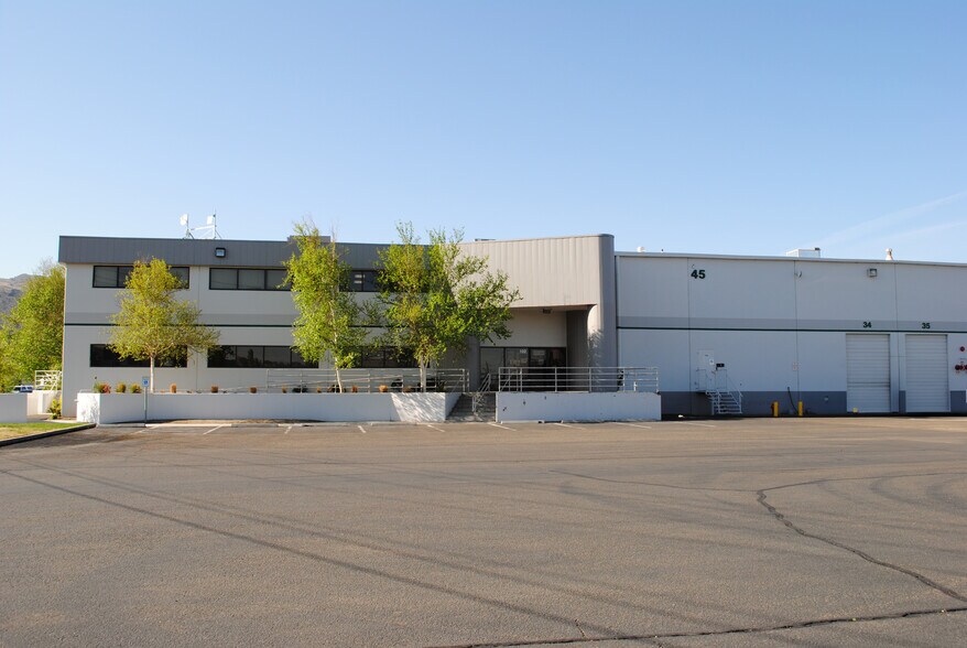 1802 Brierley Way, Sparks, NV à louer - Photo principale - Image 1 de 1