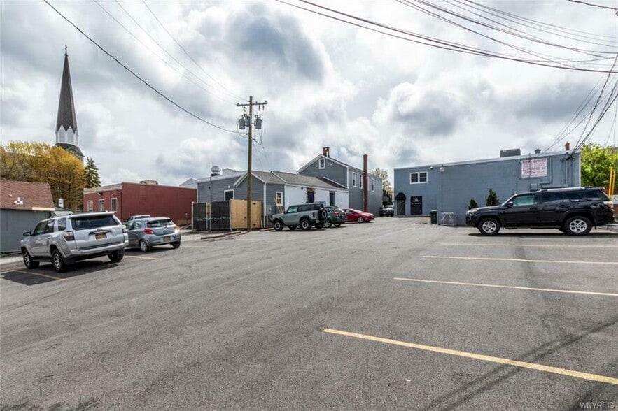 5436 Main St, Williamsville, NY for sale - Building Photo - Image 2 of 3