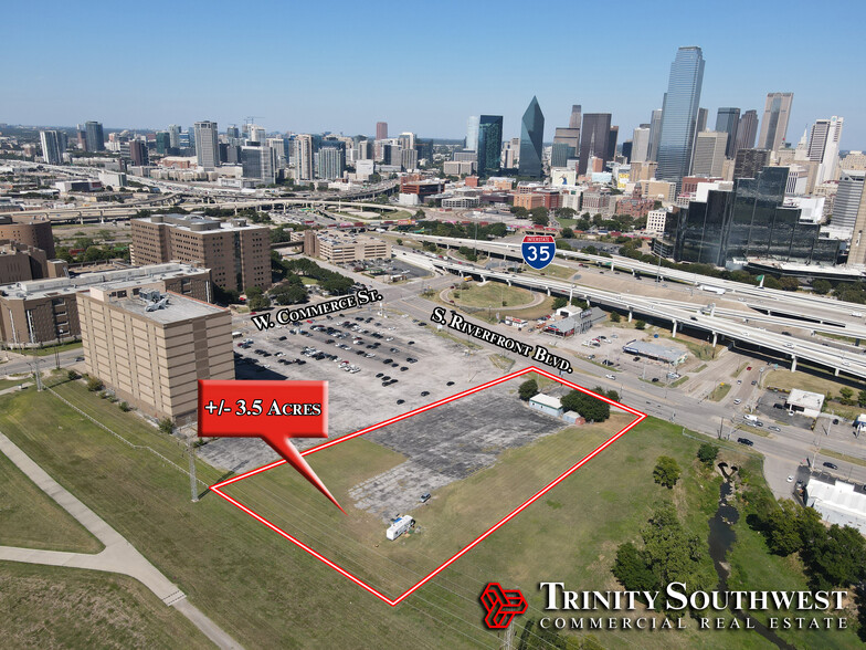 257 S Riverfront Blvd, Dallas, TX à vendre - Photo du b timent - Image 3 de 6