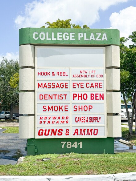 7841-7899 Pines Blvd, Pembroke Pines, FL à vendre - Photo du bâtiment - Image 3 de 25