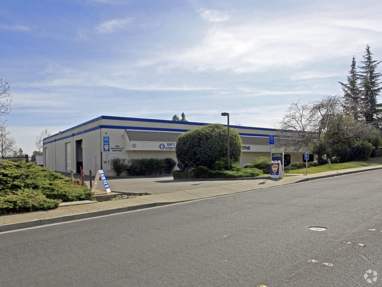 803 Vaca Valley Pky, Vacaville, CA for lease - Primary Photo - Image 1 of 14
