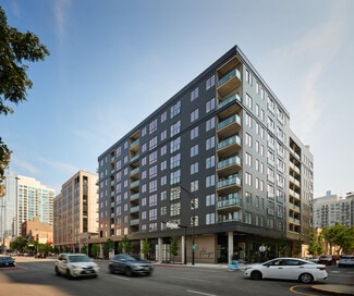 More details for 751 N Hudson Ave, Chicago, IL - Retail for Lease