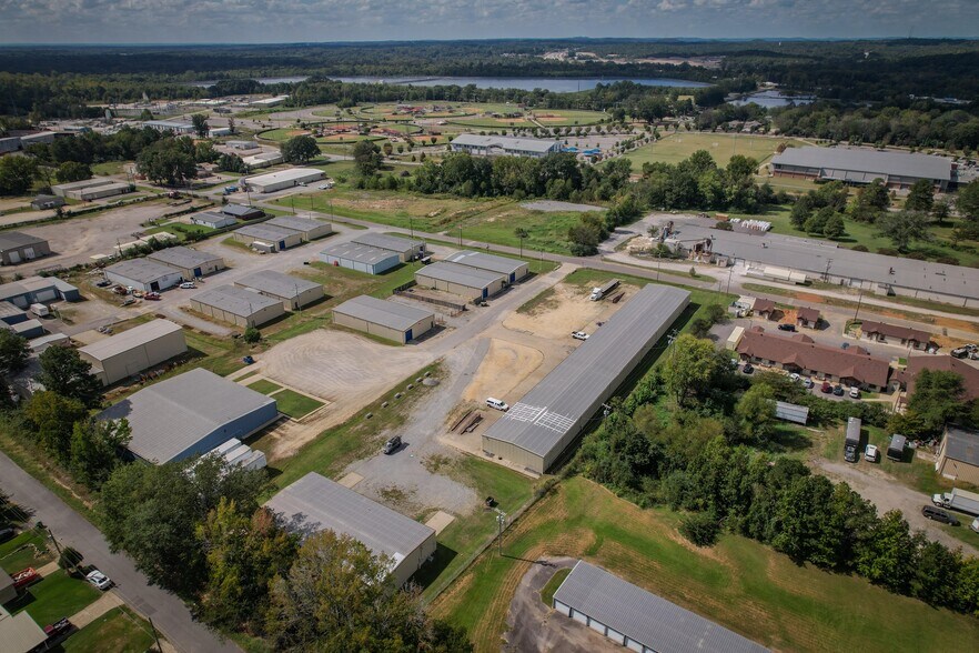 62 Industrial Park Cir, Benton, AR à louer - Photo du bâtiment - Image 1 de 10