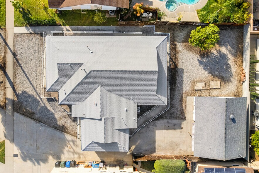 549 E Ada Ave, Glendora, CA à vendre - Photo du bâtiment - Image 3 de 25