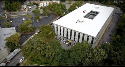 10 County Center Rd, White Plains, NY - AERIAL  map view