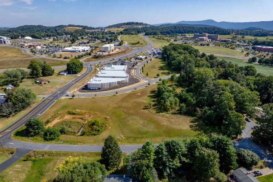 tbd M AND N DRIVE, Rockingham, VA à vendre - Photo du bâtiment - Image 3 de 19