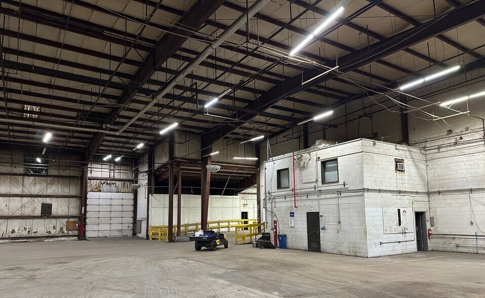 38 Doolittle St, Danville, VA à vendre - Photo intérieure - Image 2 de 4