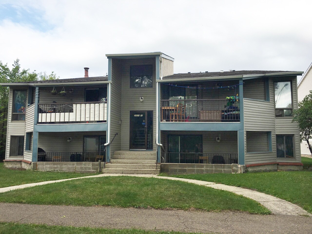 11824 86 St, Edmonton, AB for sale Building Photo- Image 1 of 1