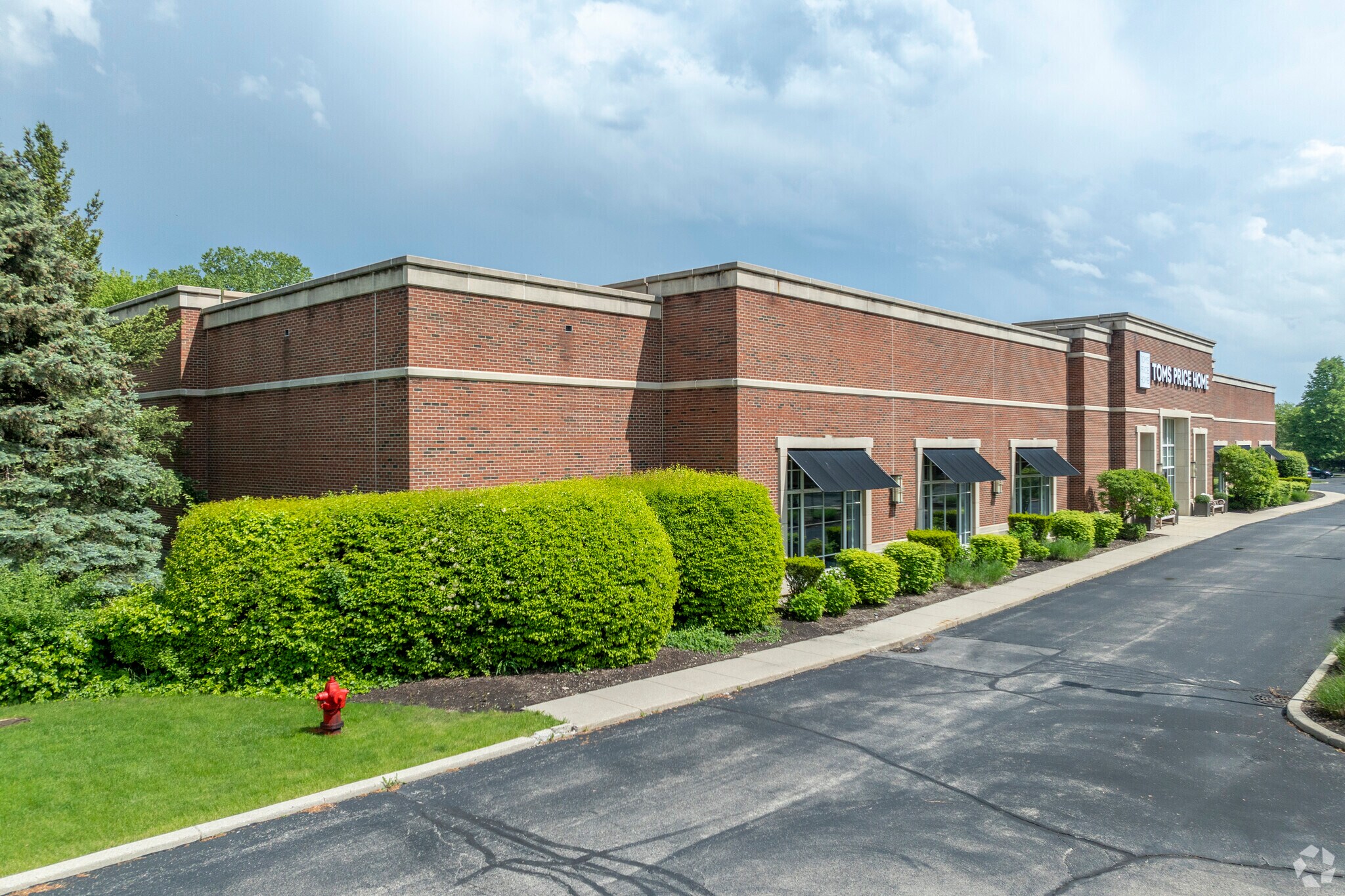 725 Milwaukee Ave, Lincolnshire, IL for lease Primary Photo- Image 1 of 8