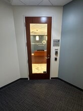 200 W Main St, Saint Charles, IL for lease Interior Photo- Image 2 of 12