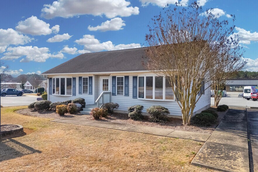 13325 Jones St, Lavonia, GA à vendre - Photo principale - Image 1 de 40