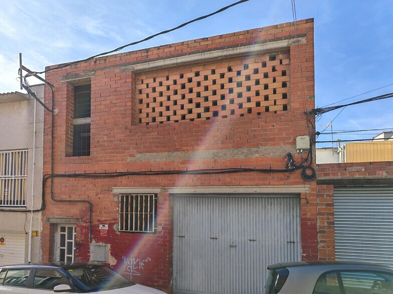Terrain dans Terrassa, Barcelona à vendre - Photo du bâtiment - Image 2 de 12