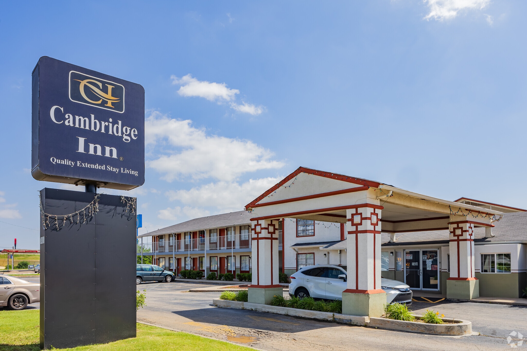 7404 S May Ave, Oklahoma City, OK for sale Primary Photo- Image 1 of 21