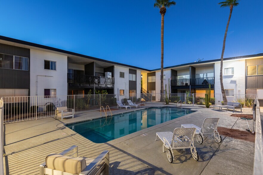 3601 N 5th Ave, Phoenix, AZ à vendre - Photo du bâtiment - Image 2 de 21