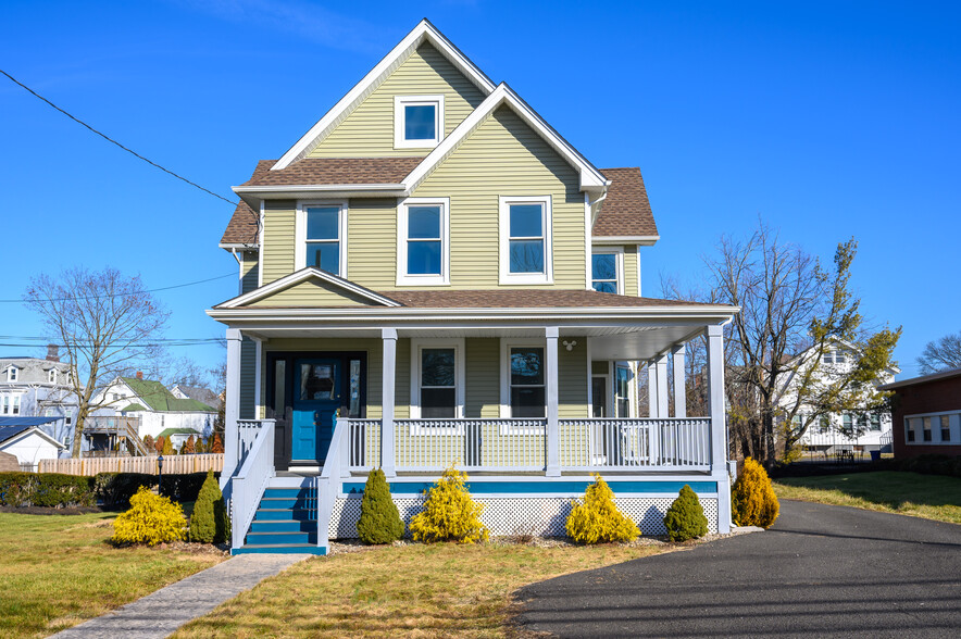 265 E Main St, Somerville, NJ for sale - Building Photo - Image 1 of 1