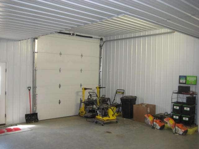 1609 SW 33rd St, Minot, ND à vendre - Autre - Image 3 de 9