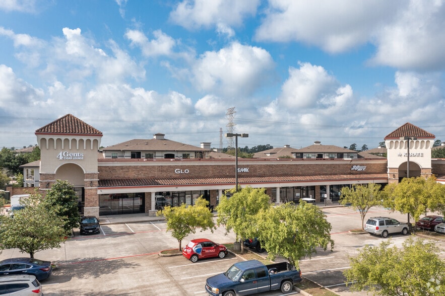 8650 N Sam Houston Pky E, Humble, TX à louer - Photo du bâtiment - Image 2 de 10