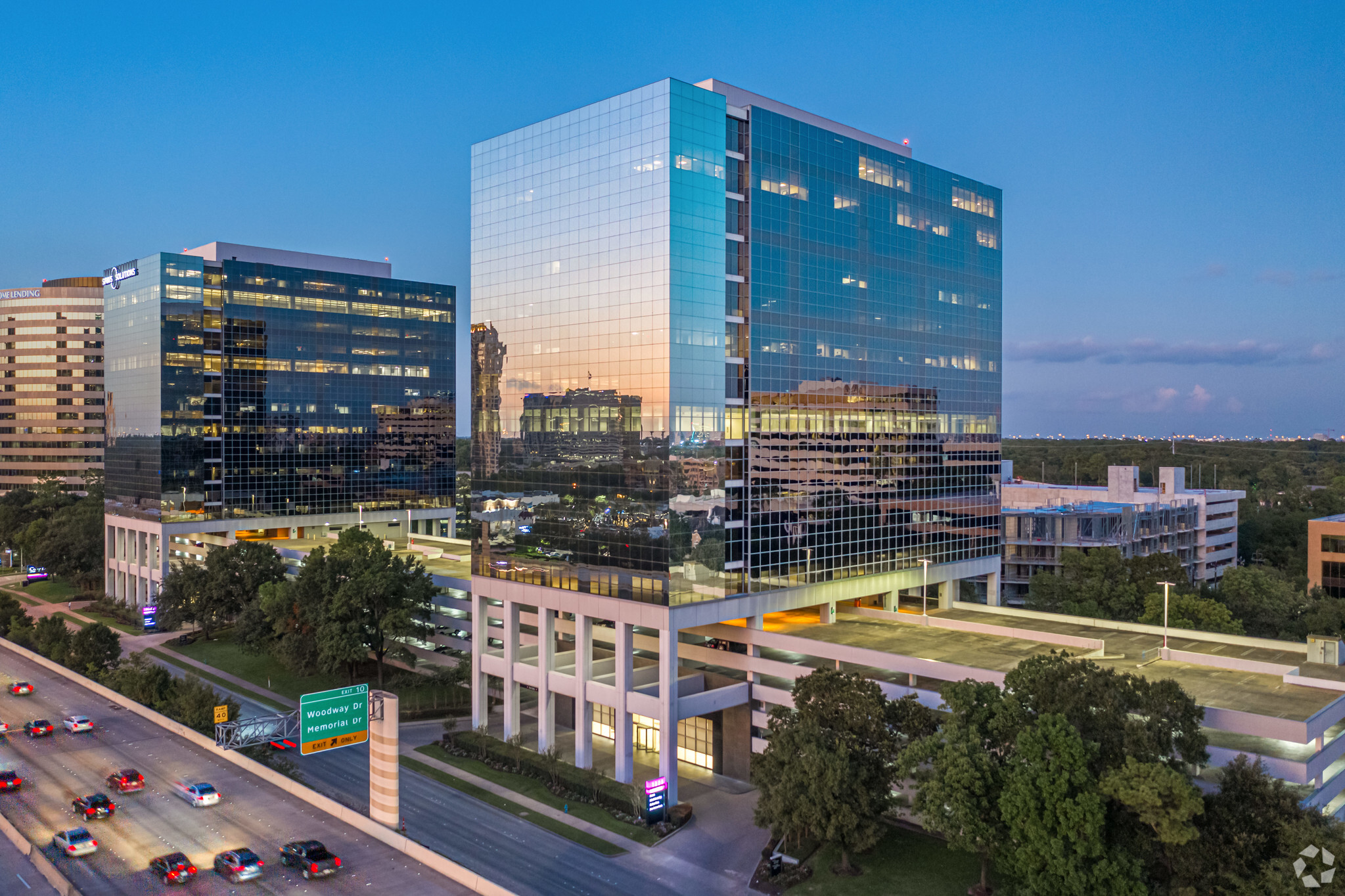 1233 West Loop S, Houston, TX for lease Building Photo- Image 1 of 39