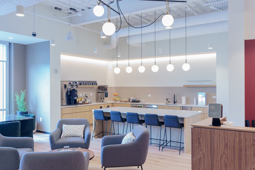 677 King St, Charleston, SC à louer - Hall d’entrée - Image 3 de 15