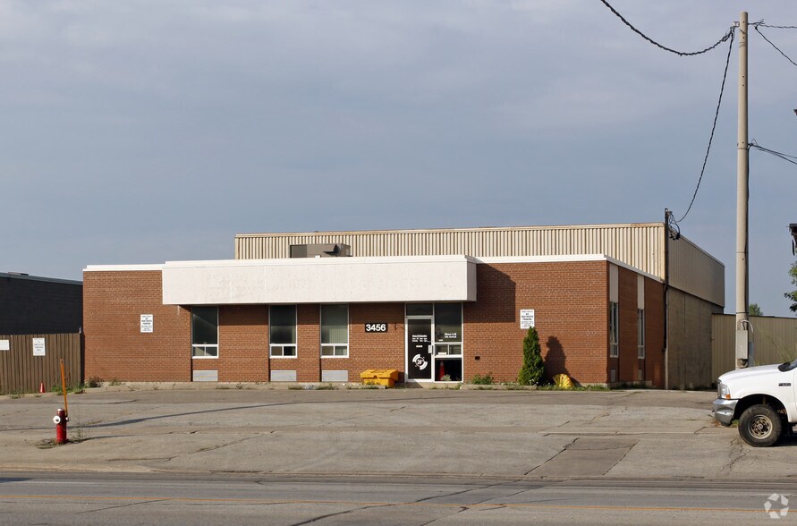 3456 Mavis Rd, Mississauga, ON for sale - Primary Photo - Image 1 of 1