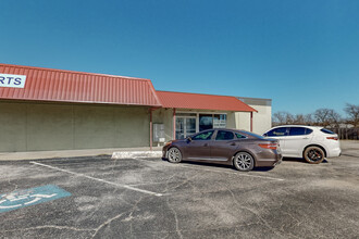 8120 White Settlement Rd, White Settlement, TX for lease Building Photo- Image 1 of 9