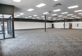1112 W 41st St, Sioux Falls, SD for lease Building Photo- Image 2 of 10