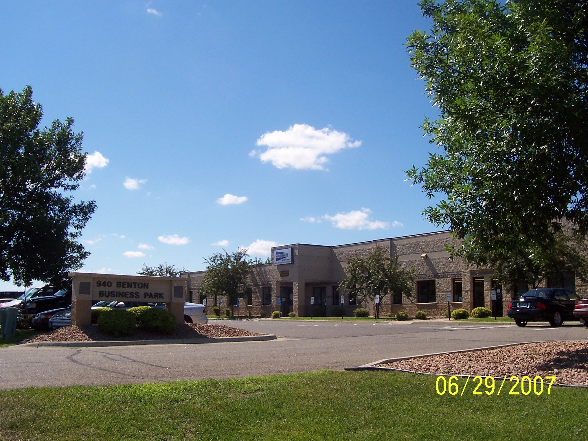 940 Industrial Dr S, Sauk Rapids, MN for lease Building Photo- Image 1 of 7