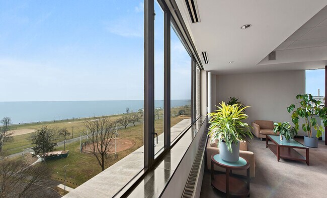 Plus de détails pour 505 University Ave, Bridgeport, CT - Bureau à louer