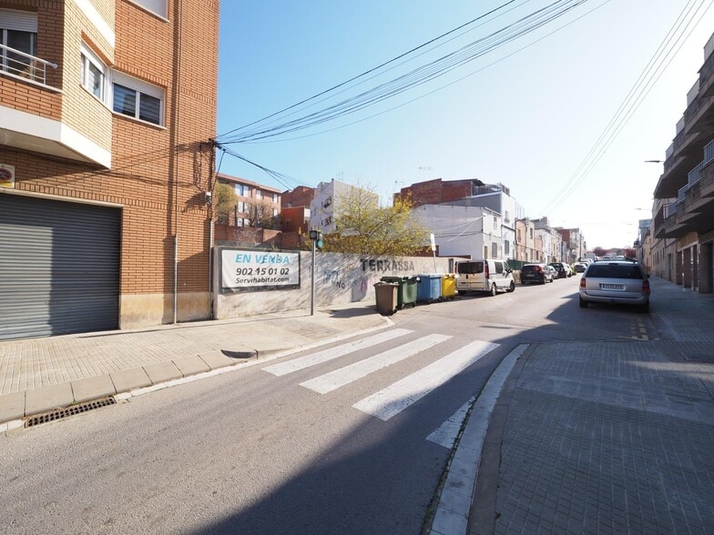 Carrer d'Orà, 40, Terrassa, Barcelona for sale - Building Photo - Image 3 of 9