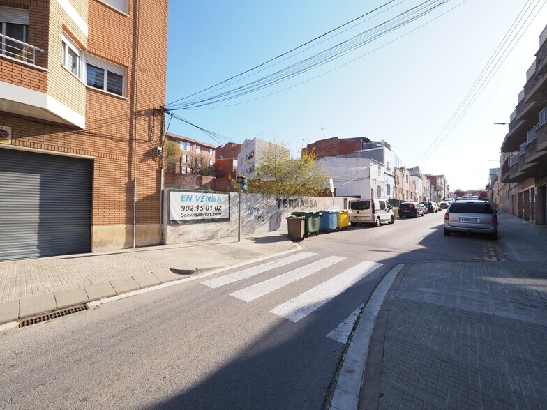 Carrer d'Orà, 40, Terrassa, Barcelona à vendre - Photo du bâtiment - Image 3 de 9