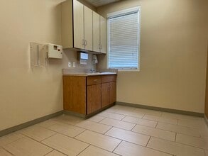 31515 Rancho Pueblo Rd, Temecula, CA for lease Interior Photo- Image 2 of 8