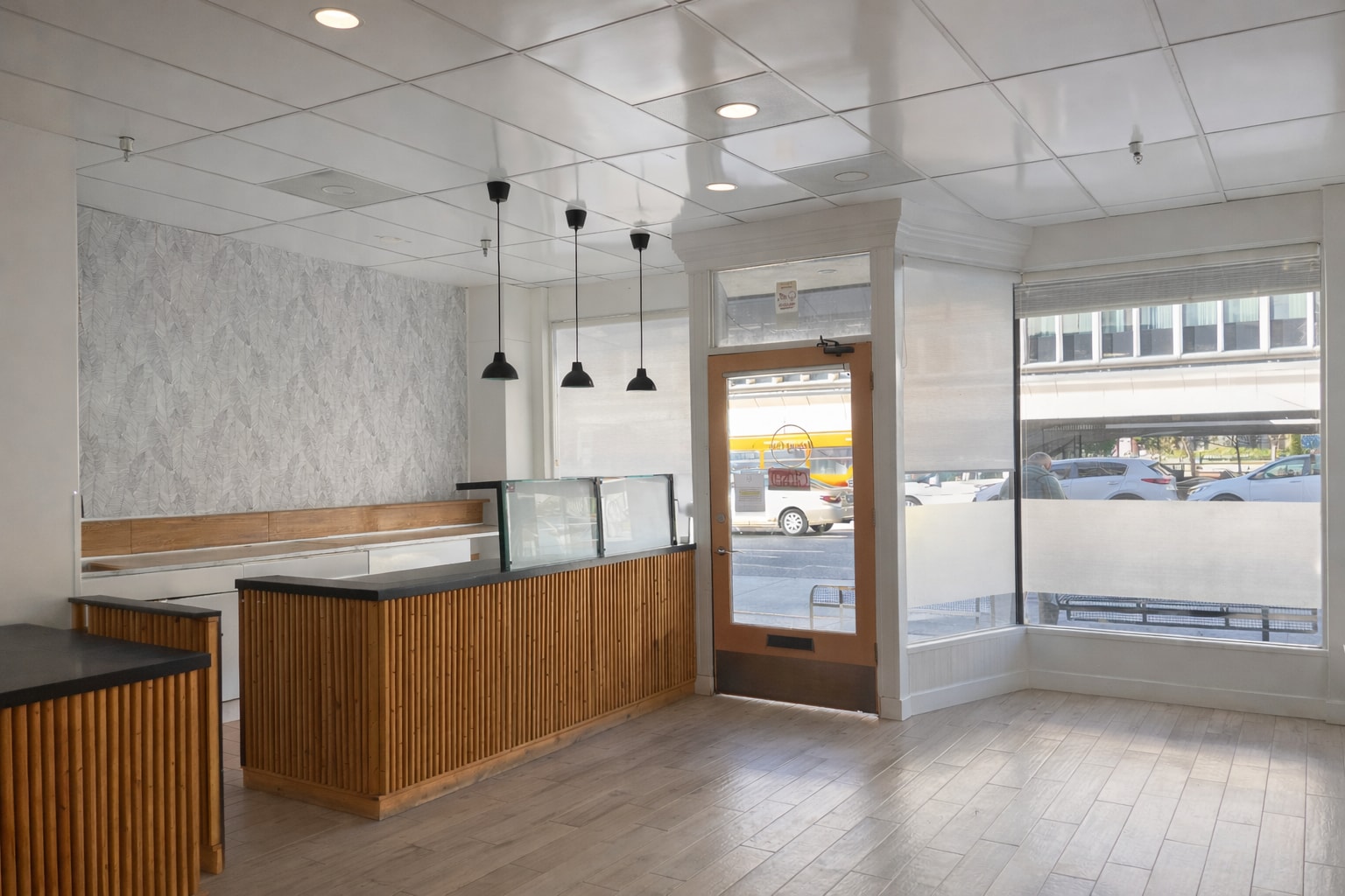 701-709 E Broadway, Glendale, CA for lease Interior Photo- Image 1 of 4