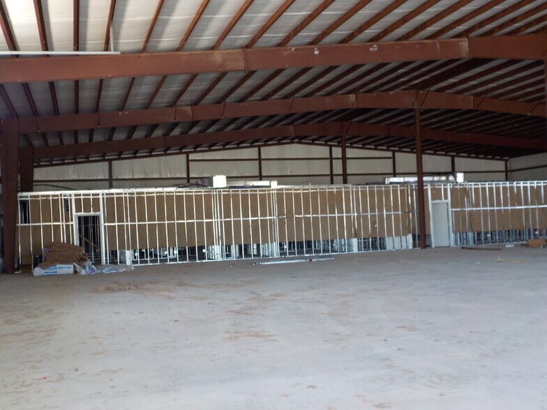 6201 FM 106 UNIT 1, Harlingen, TX à vendre - Photo intérieure - Image 2 de 20