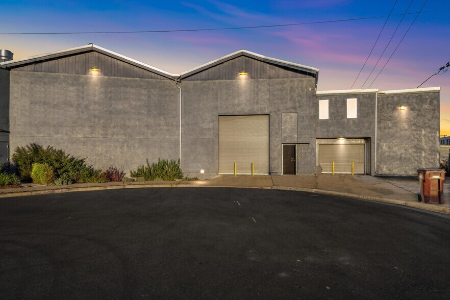 1000 Calcot Pl, Oakland, CA à vendre - Photo du bâtiment - Image 3 de 80