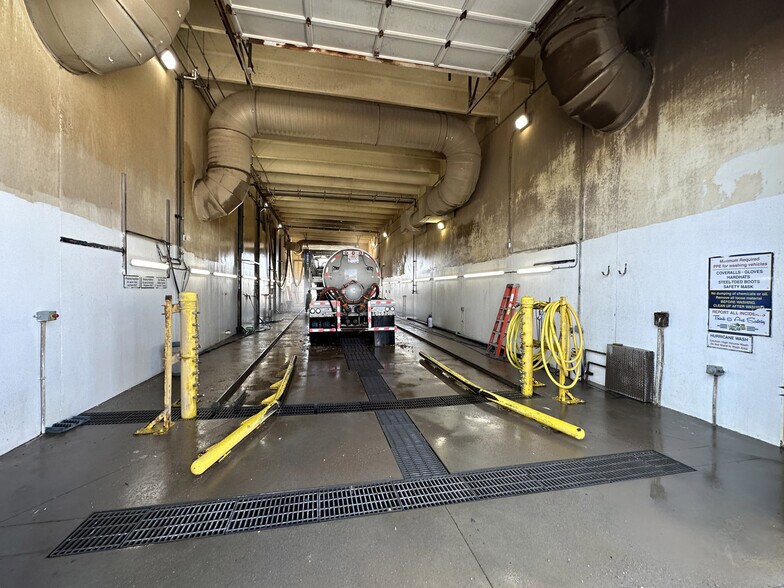 8139 61st St NW, Stanley, ND à vendre - Photo intérieure - Image 2 de 8