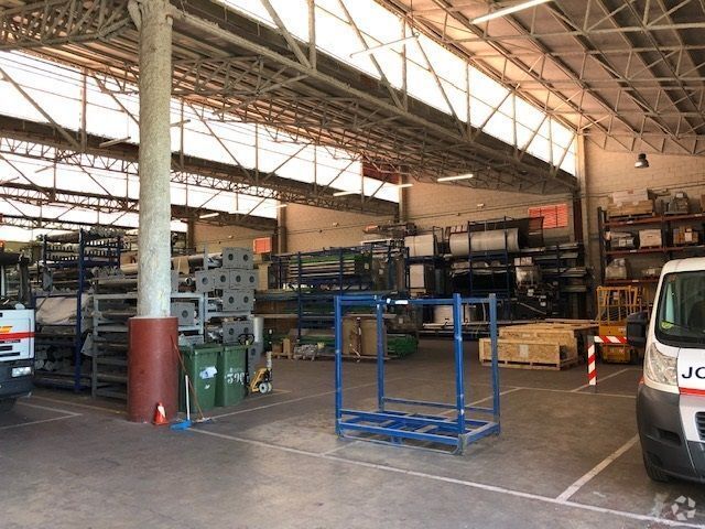 Industriel dans San Fernando de Henares, Madrid à vendre - Photo du bâtiment - Image 3 de 8