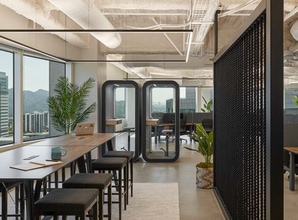 800 N Brand Blvd, Glendale, CA à louer Photo intérieure- Image 2 de 10