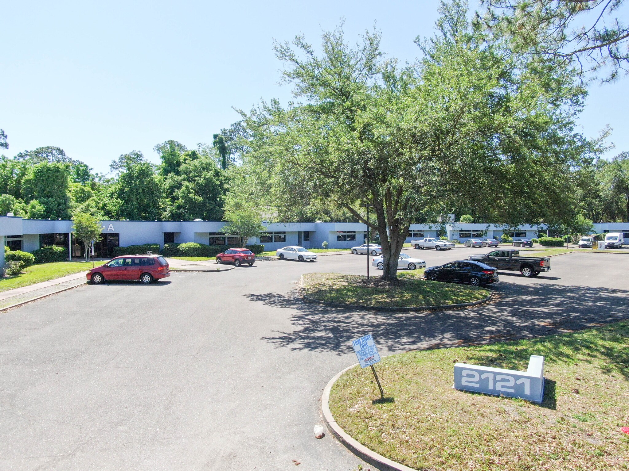 2121 Corporate Square Blvd, Jacksonville, FL à louer Photo du bâtiment- Image 1 de 31