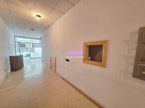 Commerce de détail dans Badalona, Barcelona à louer Photo intérieure- Image 2 de 9