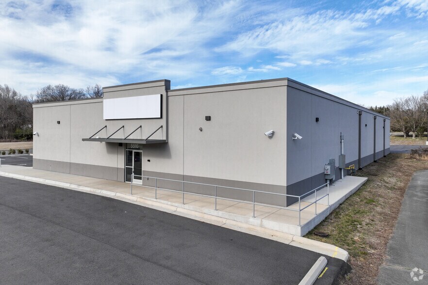 5516 Winona St, Winston-Salem, NC à vendre - Photo du bâtiment - Image 2 de 9