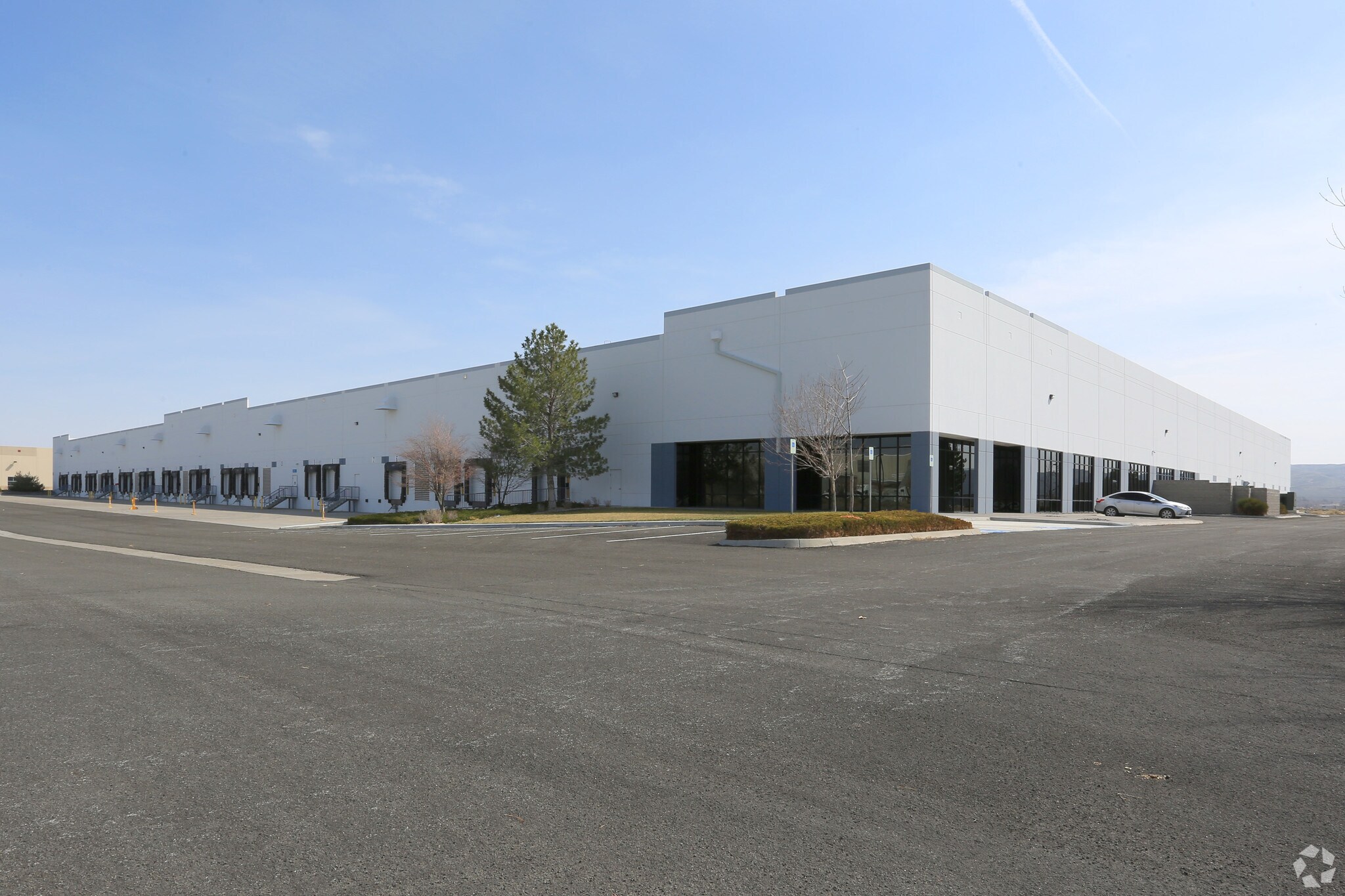 2275 E Newlands Dr, Fernley, NV à louer Photo principale- Image 1 de 7