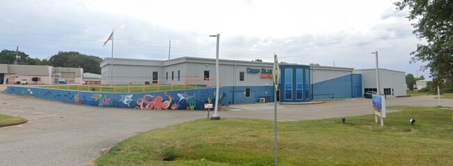 Plus de détails pour 6301 Old Boonville Hwy, Evansville, IN - Industriel à vendre