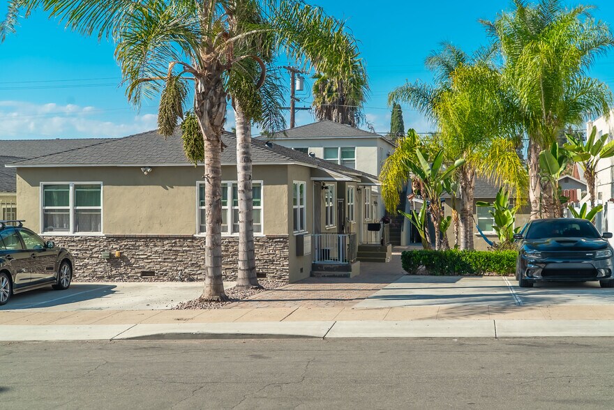 4154-4158 Estrella Ave, San Diego, CA à vendre - Photo du bâtiment - Image 3 de 18