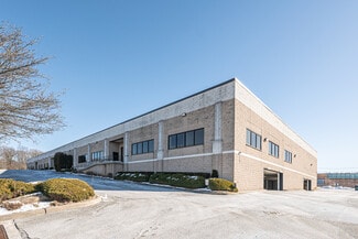 More details for 137 Commercial St, Plainview, NY - Industrial for Lease