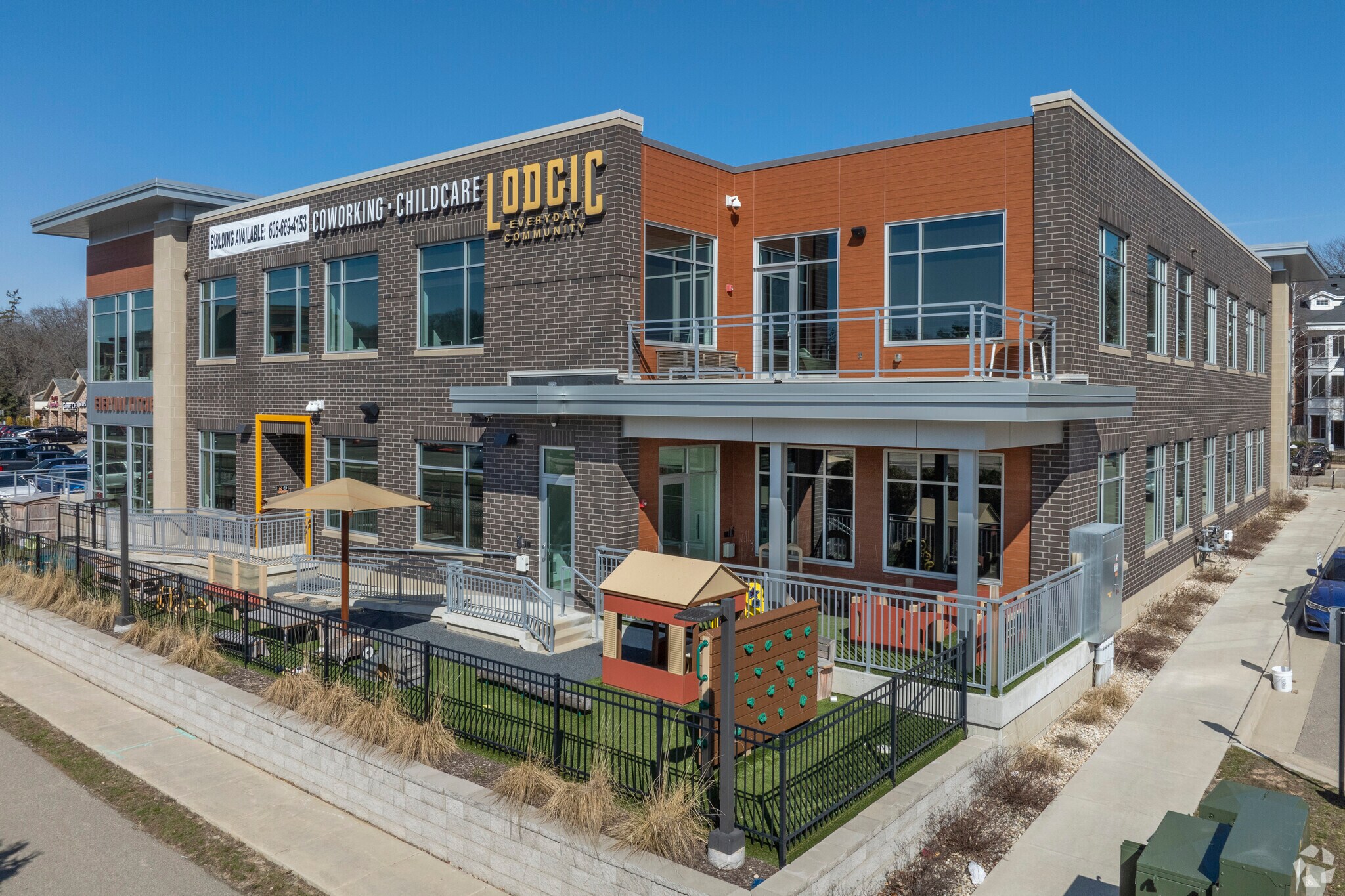 2801 Marshall Ct, Madison, WI à vendre Photo du bâtiment- Image 1 de 24