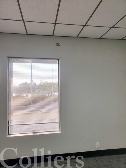 615-671 Blue Lakes Blvd N, Twin Falls, ID à louer - Photo du bâtiment - Image 2 de 7